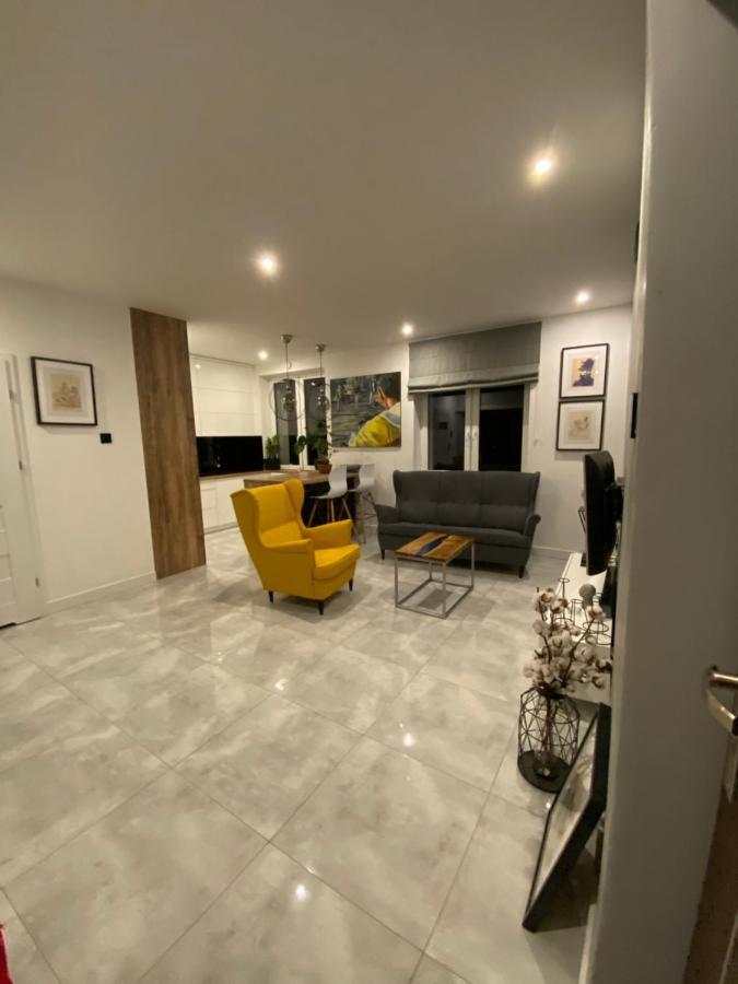 Apartament Centrum- Art&Design Конин Екстериор снимка