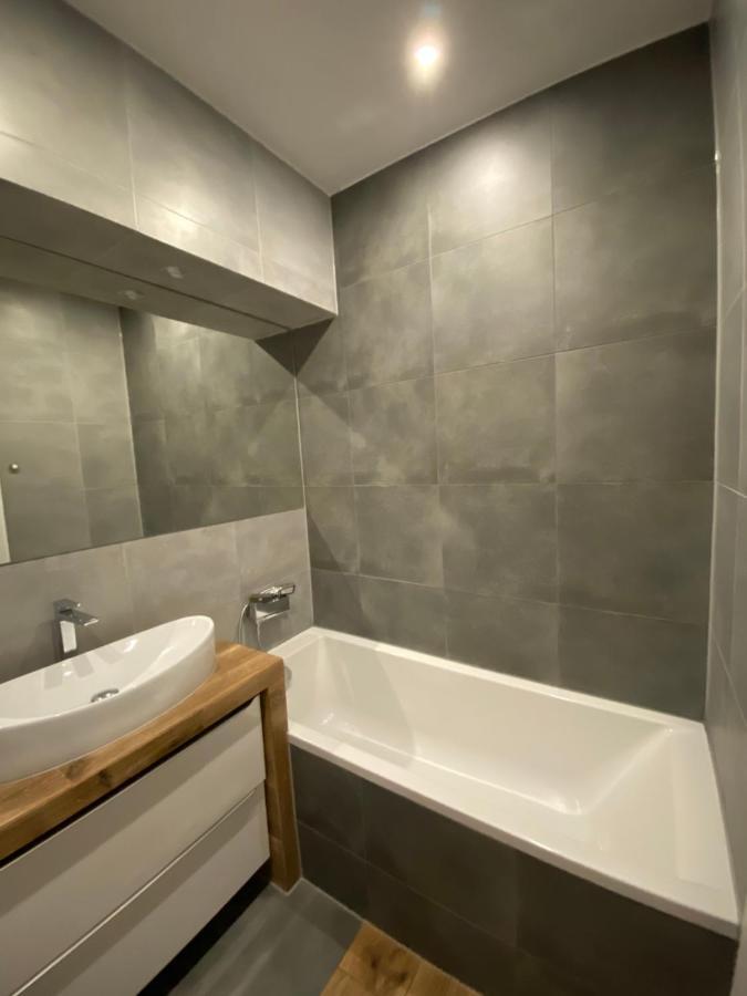 Apartament Centrum- Art&Design Конин Екстериор снимка